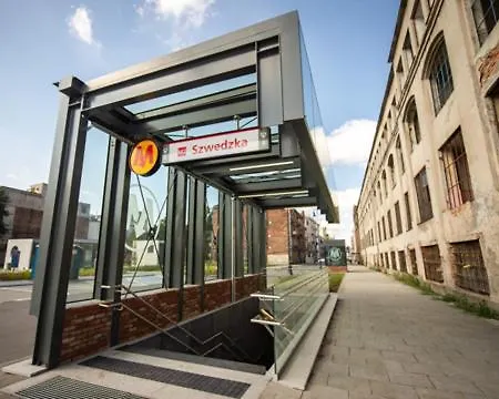 1-bedroom Near Metro 华沙