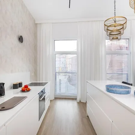 1-bedroom Near Metro Lejlighed Warszawa